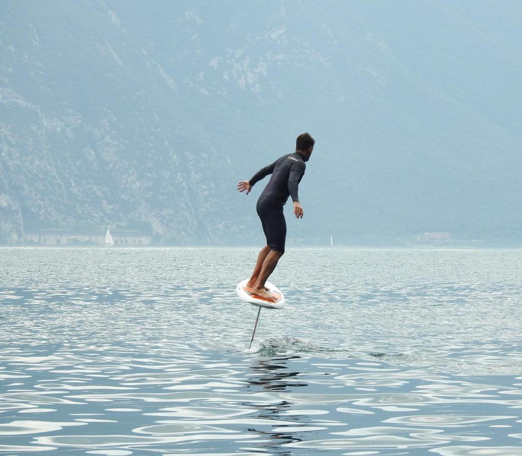 Surf Hotel Pier - Montagnoli Group Limone sul Garda Buitenkant foto
