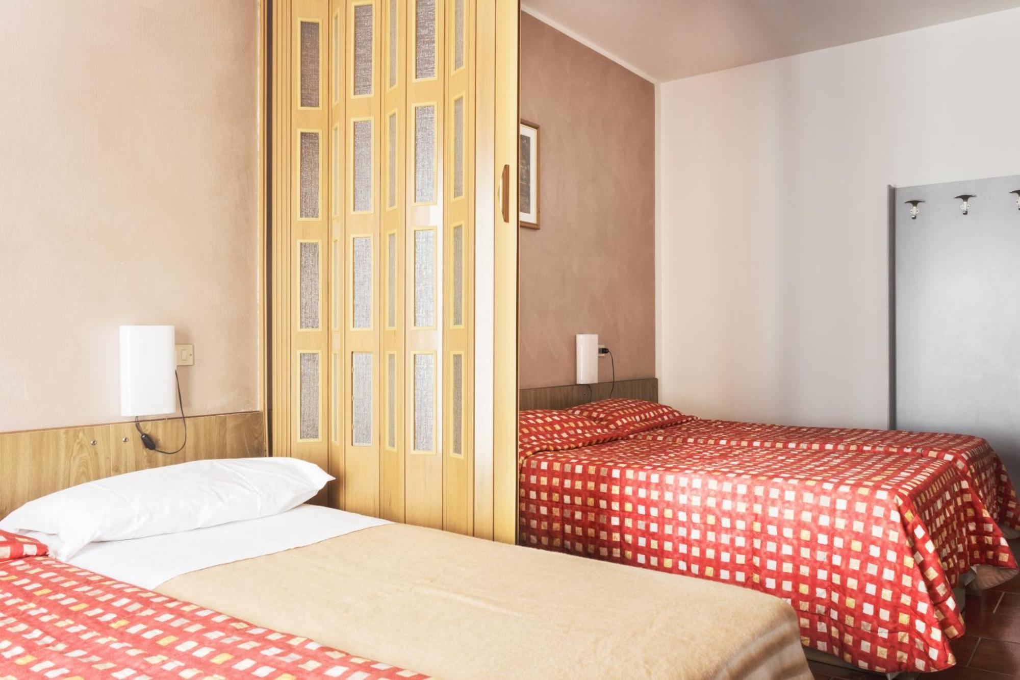 Surf Hotel Pier - Montagnoli Group Limone sul Garda Kamer foto